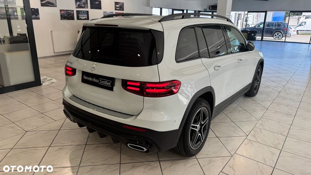 Mercedes-Benz GLB 200 AMG Line 7G-DCT - 5