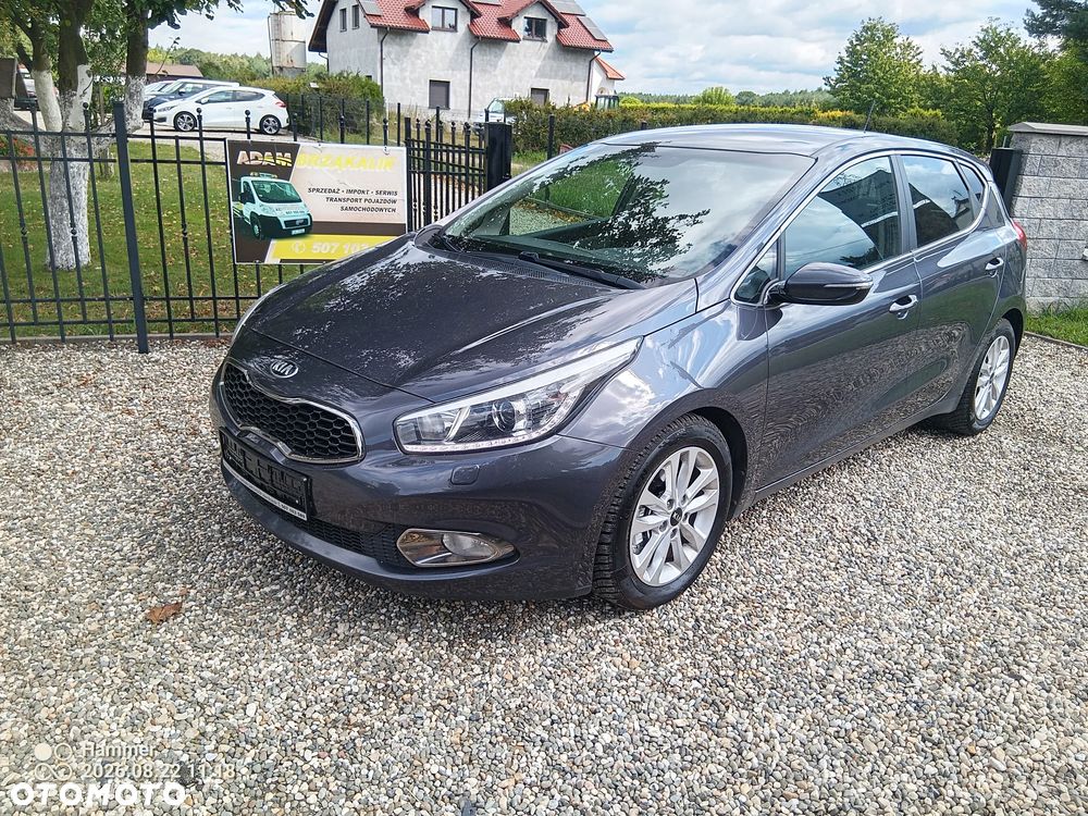 Kia Ceed 1.6 CRDi 128 Spirit - 2