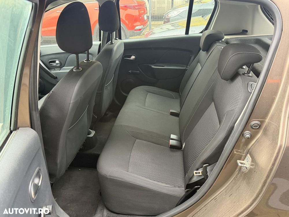 Dacia Sandero - 10
