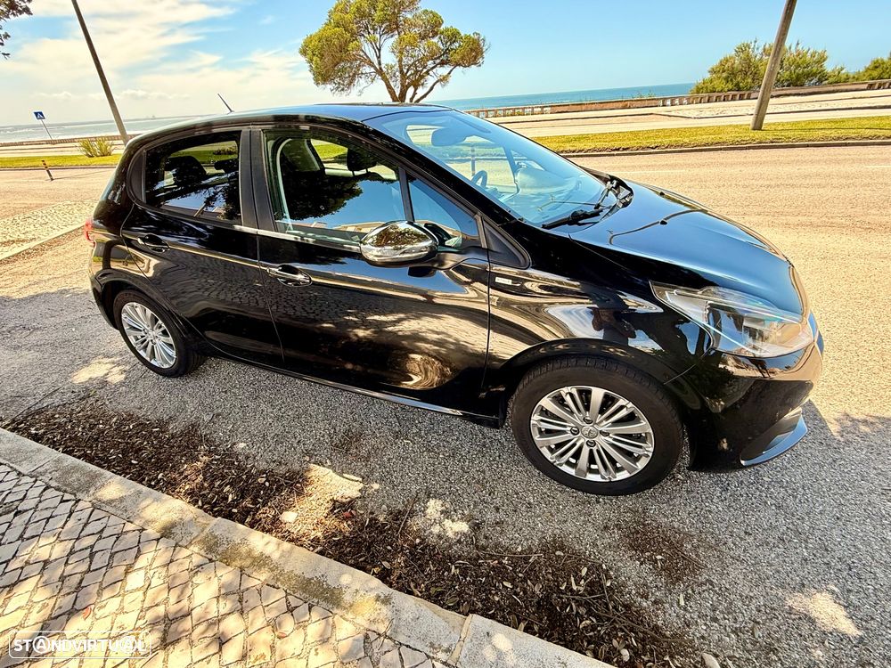 Peugeot 208 1.2 PureTech Style - 5