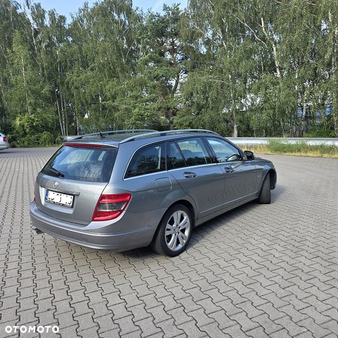 Mercedes-Benz Klasa C 220 CDI DPF Avantgarde - 4