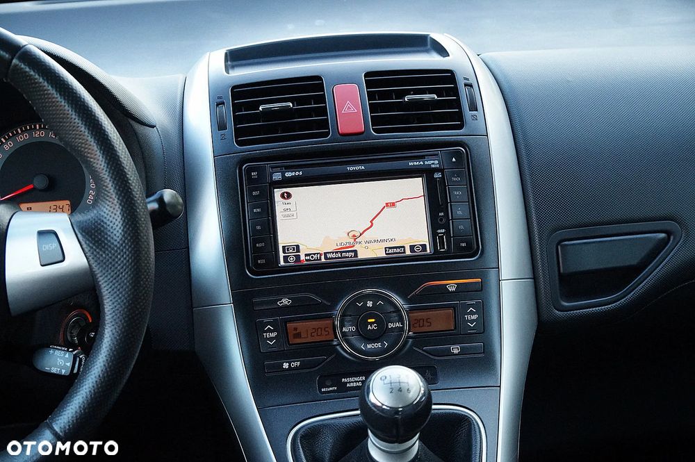 Toyota Auris 1.6 Comfort - 15