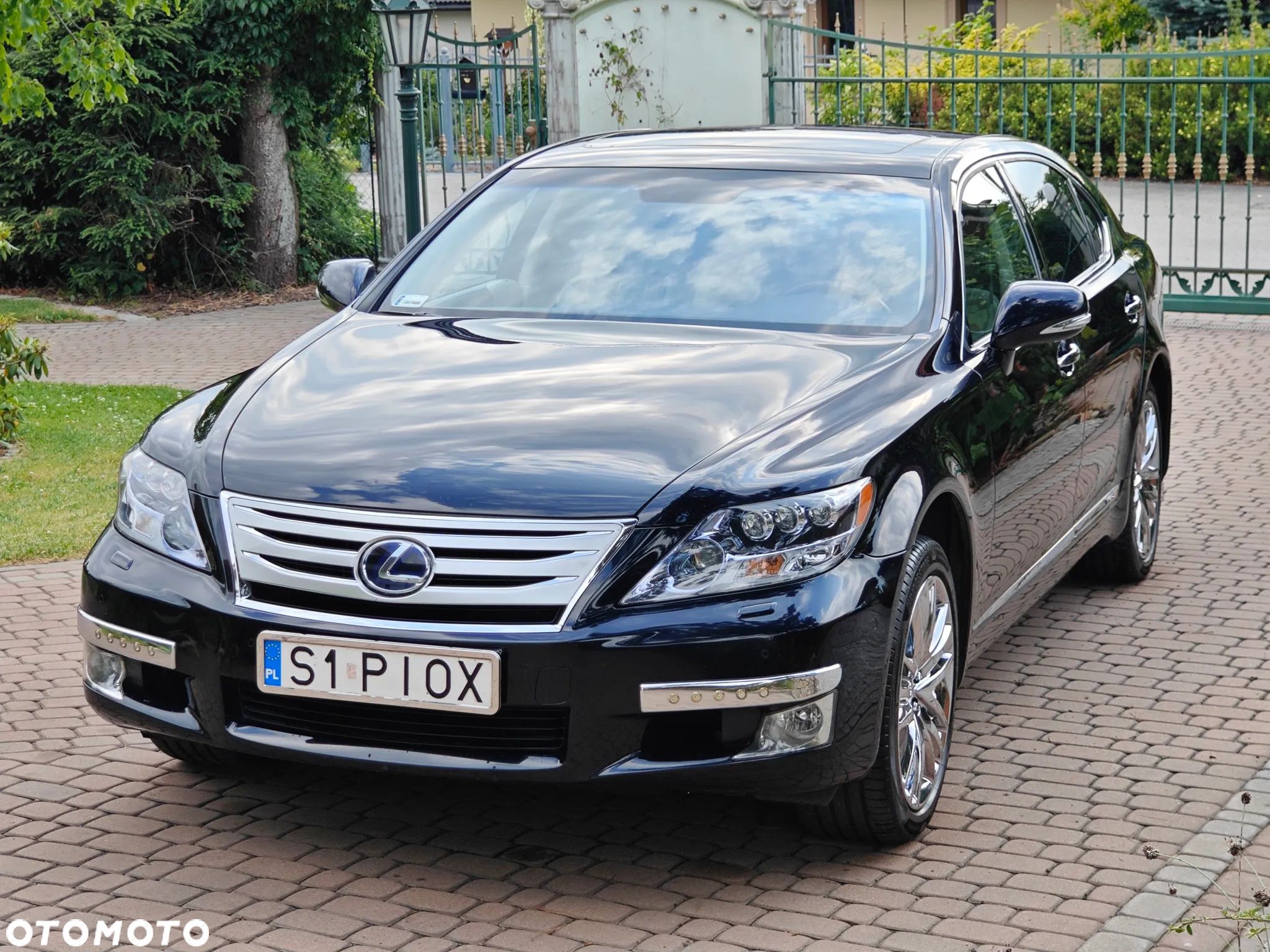Lexus LS 600h L Superior - 1