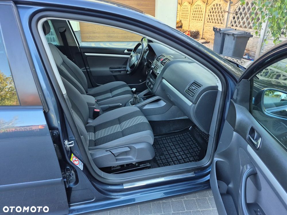 Volkswagen Golf 1.9 TDI United - 6