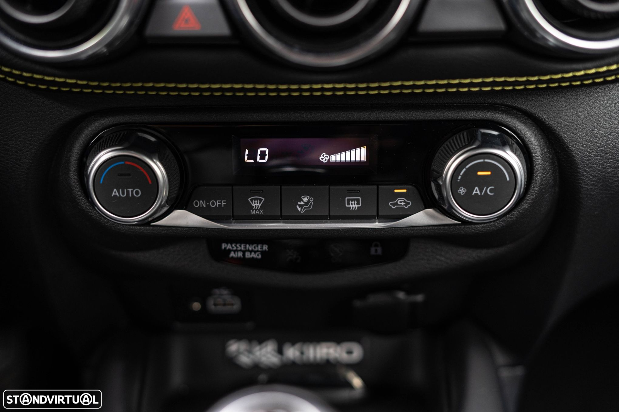 Nissan Juke 1.0 DIG-T Kiiro - 27