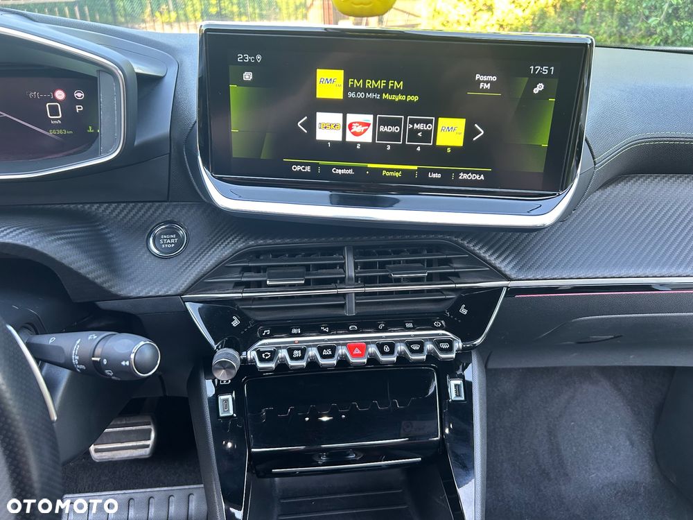 Peugeot 2008 1.2 PureTech GT S&S EAT8 - 16