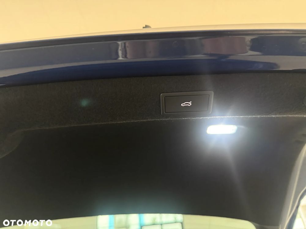 Skoda Superb 2.0 TSI Edition 130 DSG - 8
