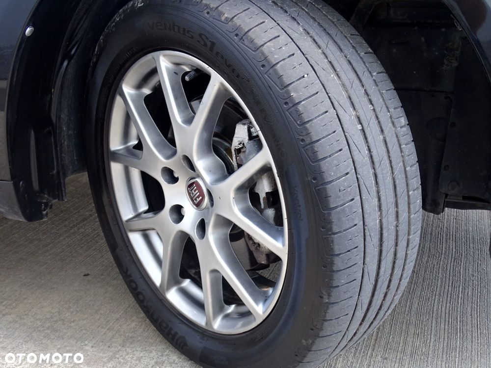 Fiat Freemont 2.0 Multijet Black Code AWD - 27