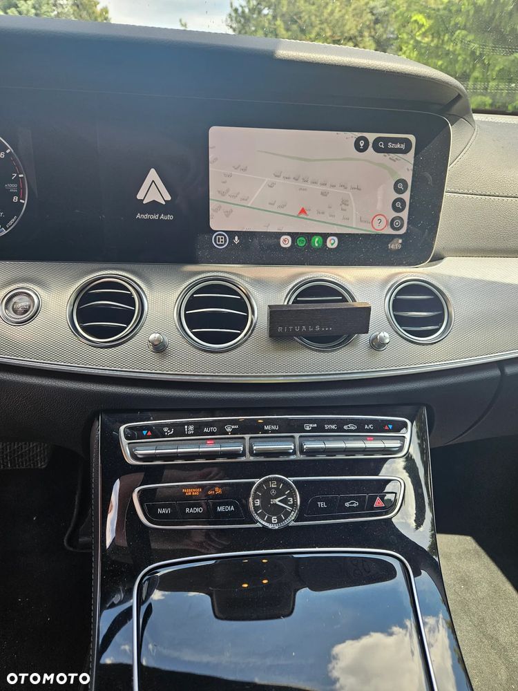 Mercedes-Benz Klasa E 200 9G-TRONIC - 15