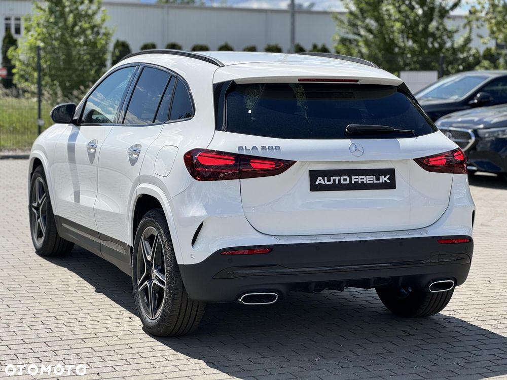 Mercedes-Benz GLA 200 mHEV AMG Line 7G-DCT - 10