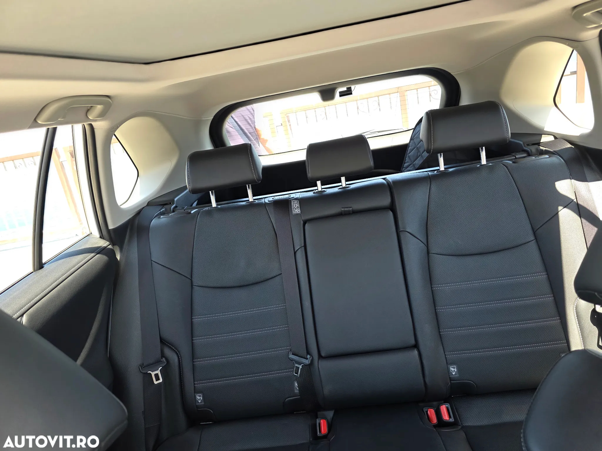 Toyota RAV4 2.5 Hybrid VVT-iE 4x4 Luxury Premium - 7