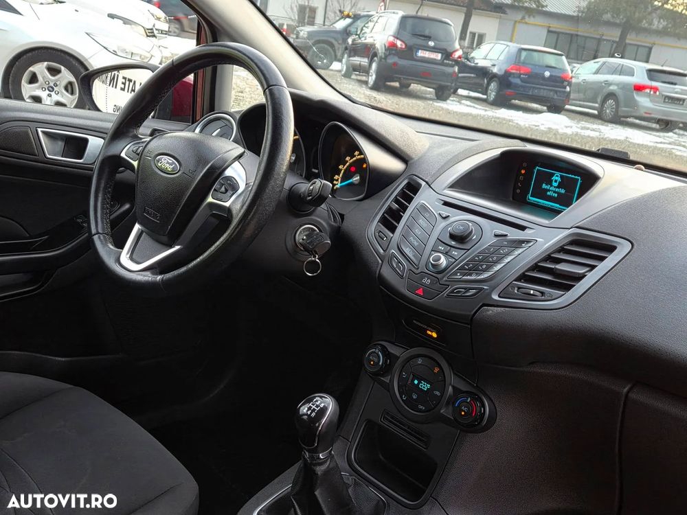 Ford Fiesta 1.5 TDCi Ambiente - 17