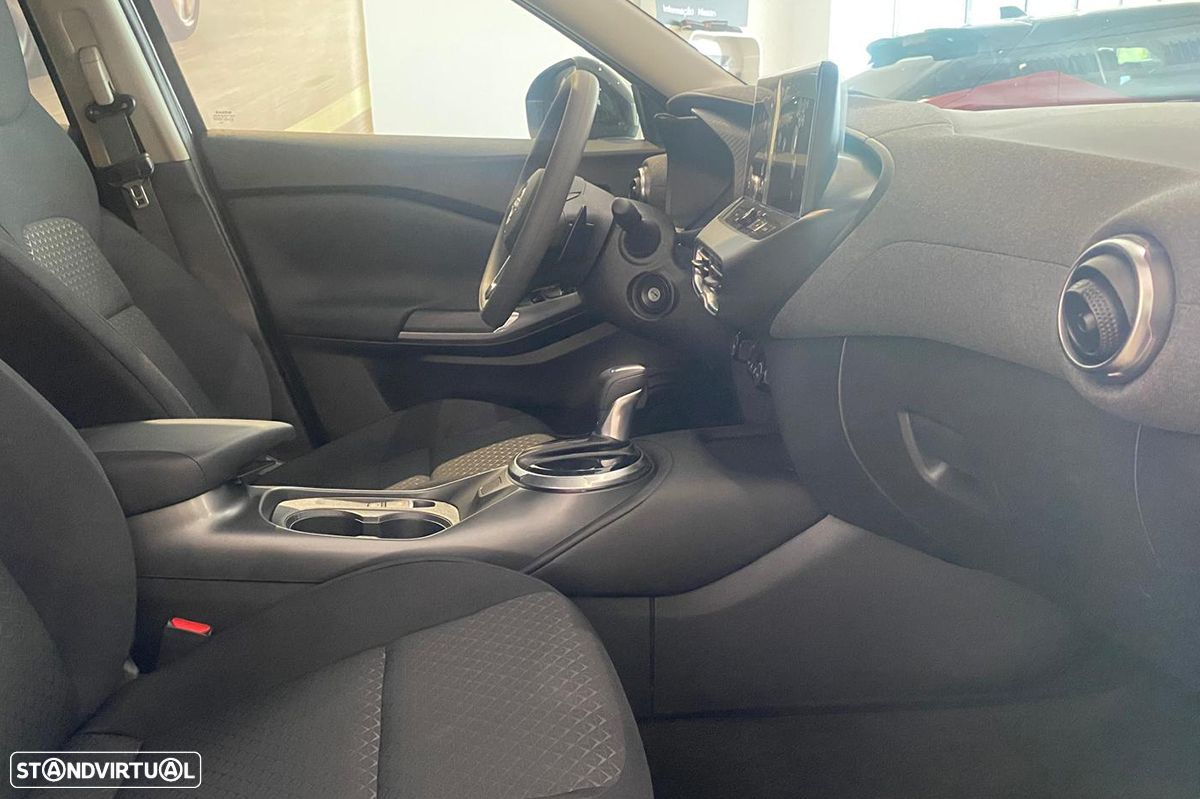 Nissan Juke 1.0 DIG-T N-Design Black DCT - 12