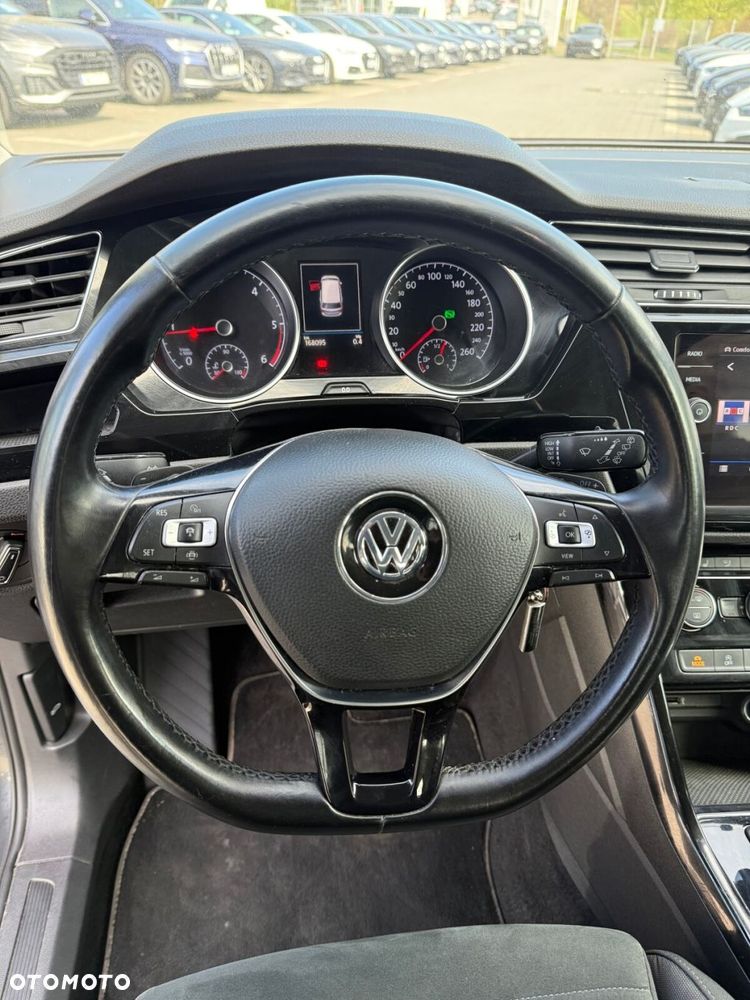 Volkswagen Touran 2.0 TDI BMT Highline DSG - 20