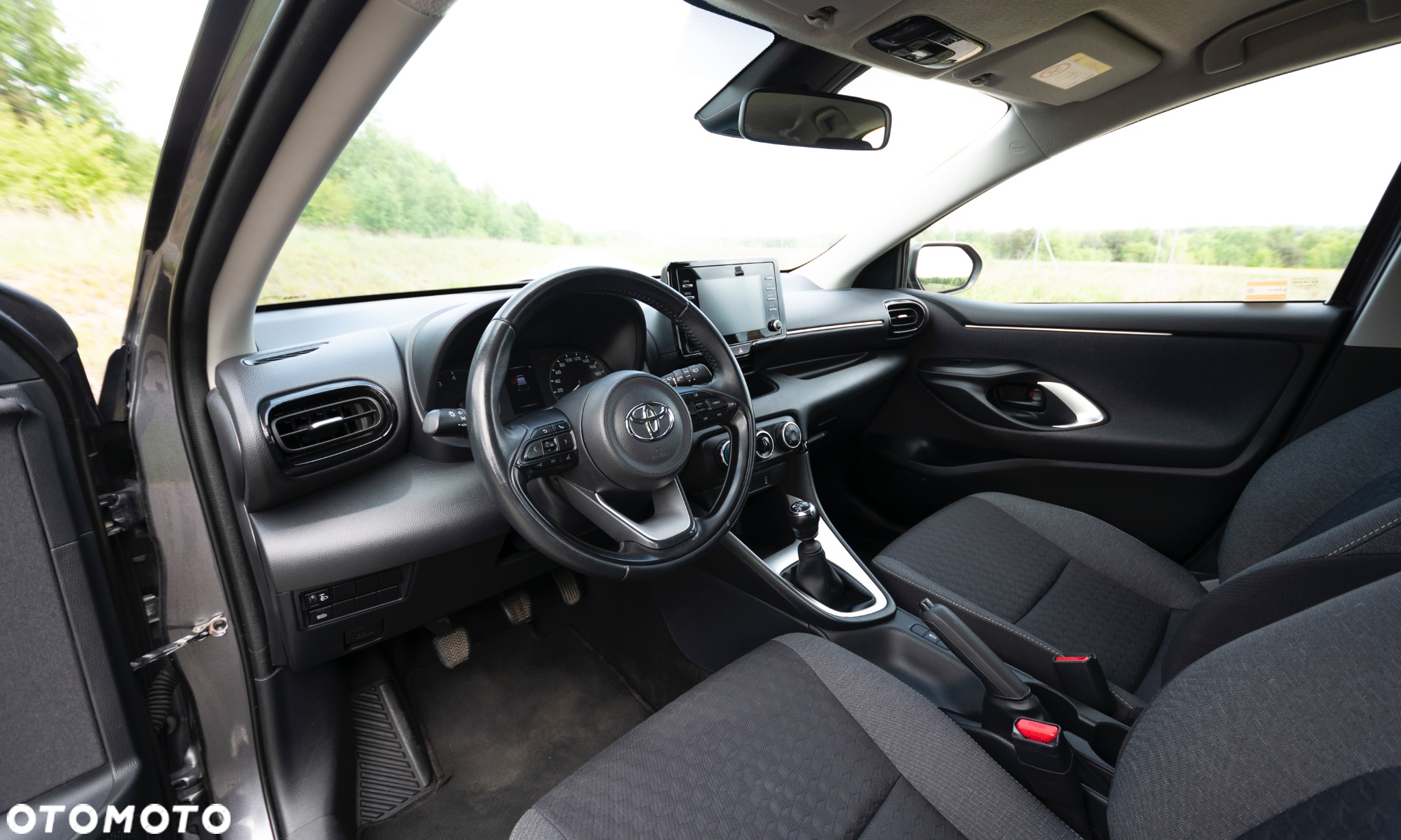 Toyota Yaris 1.5 Comfort - 10