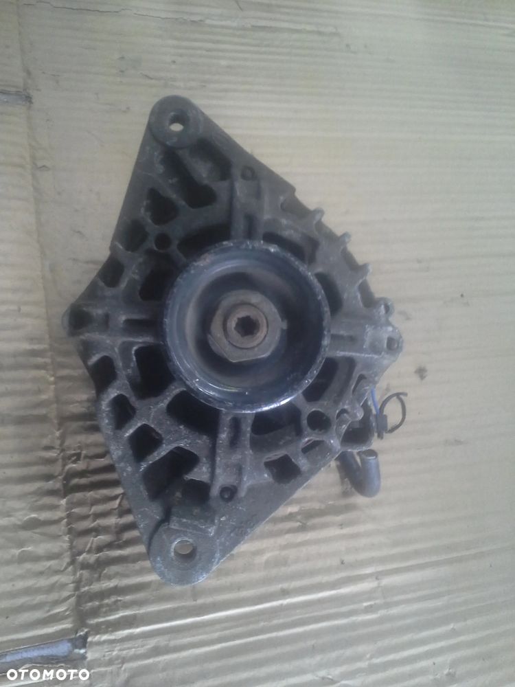 Alternator Hyundai Accent 37300-22650 - 6