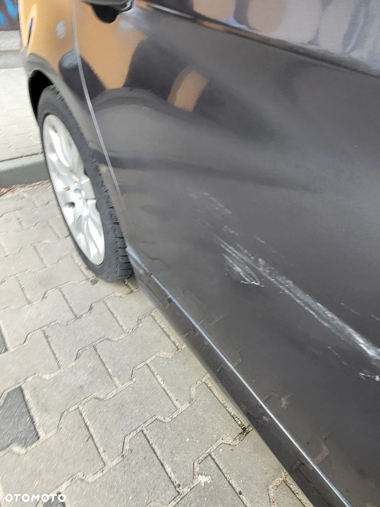 BMW Seria 3 330d - 20