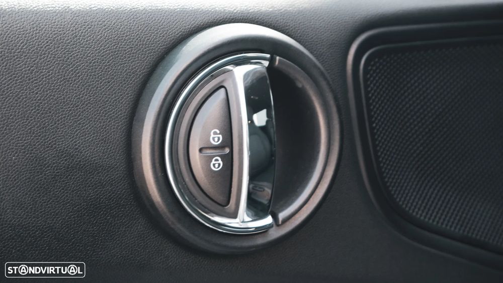 MINI Countryman One D - 23