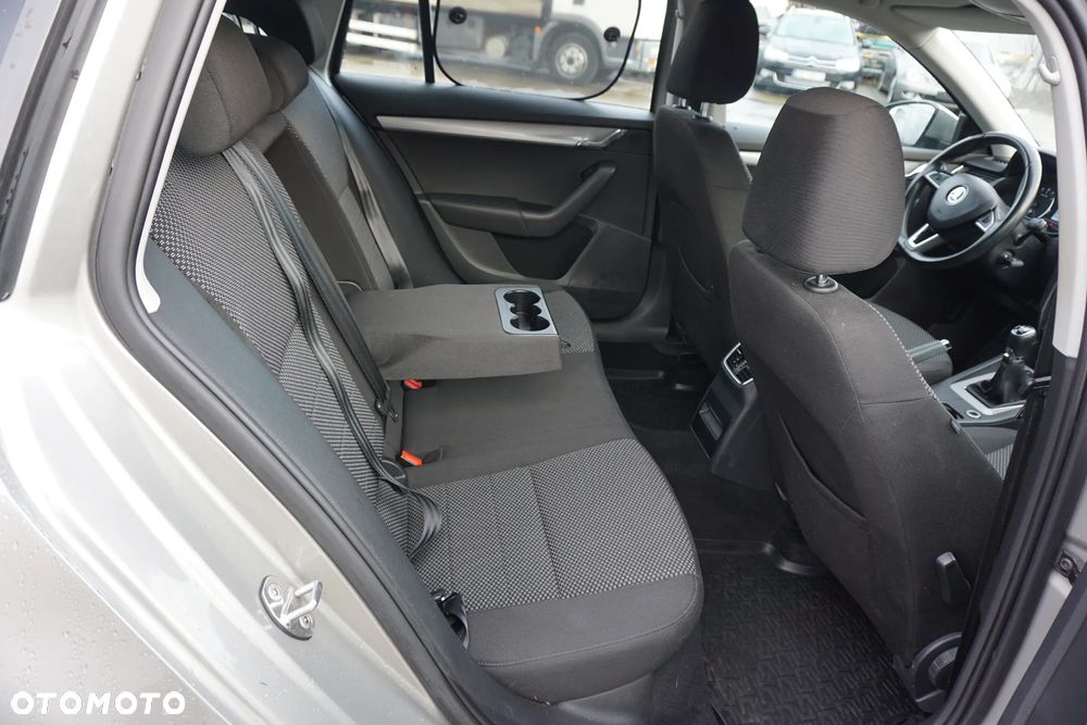 Skoda Octavia - 11