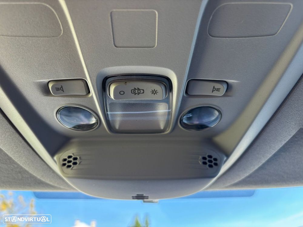 Opel Combo 1.5 102cv 3 LUG - LONGA - AC - IVA DEDUTÍVEL - 30