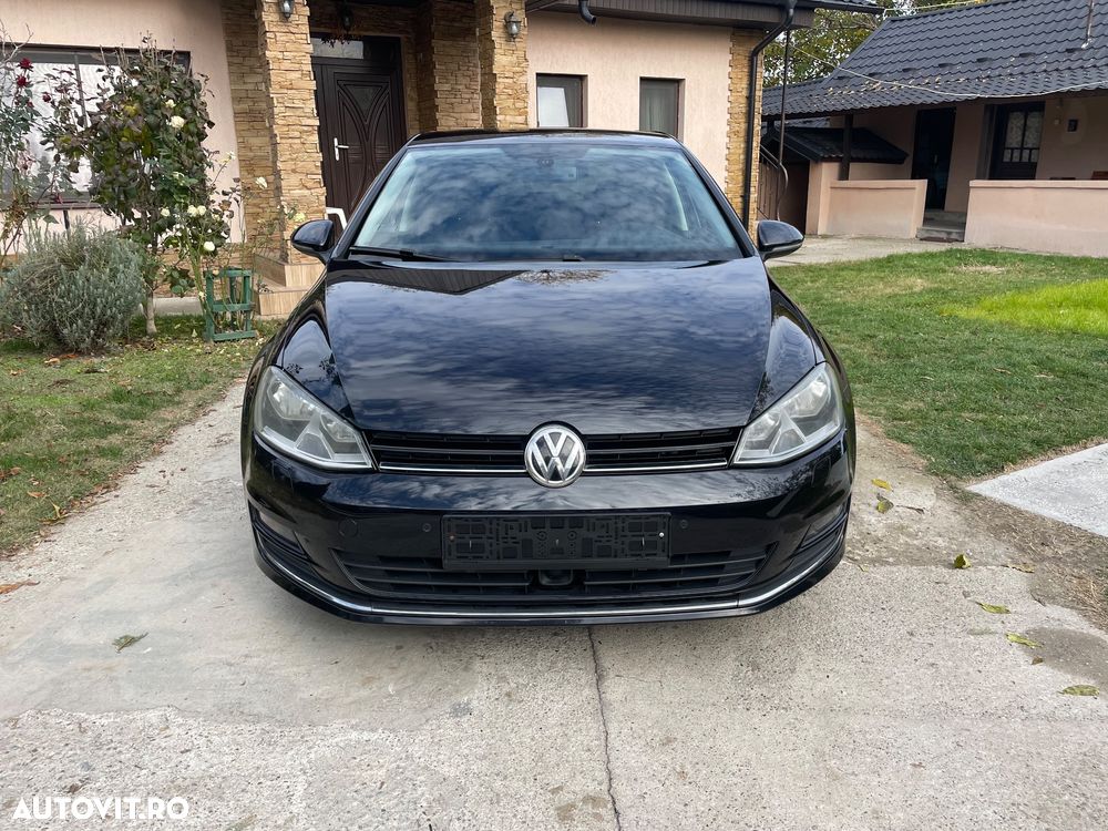 Volkswagen Golf - 12
