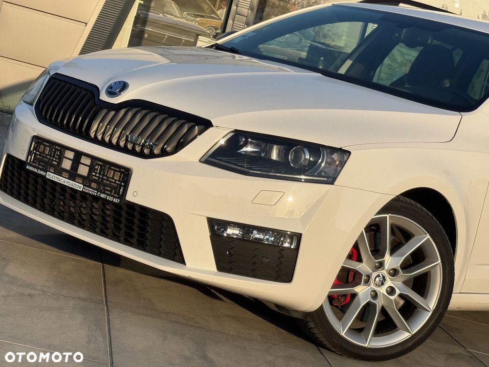 Skoda Octavia 2.0 TDI RS DSG - 4
