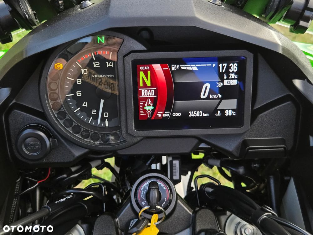 Kawasaki Versys 1000 - 8