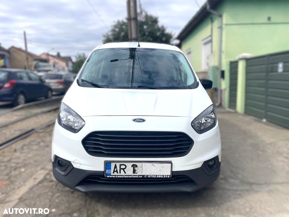 Ford Courier - 5
