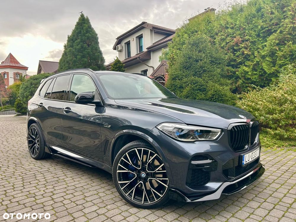 BMW X5 xDrive45e - 1
