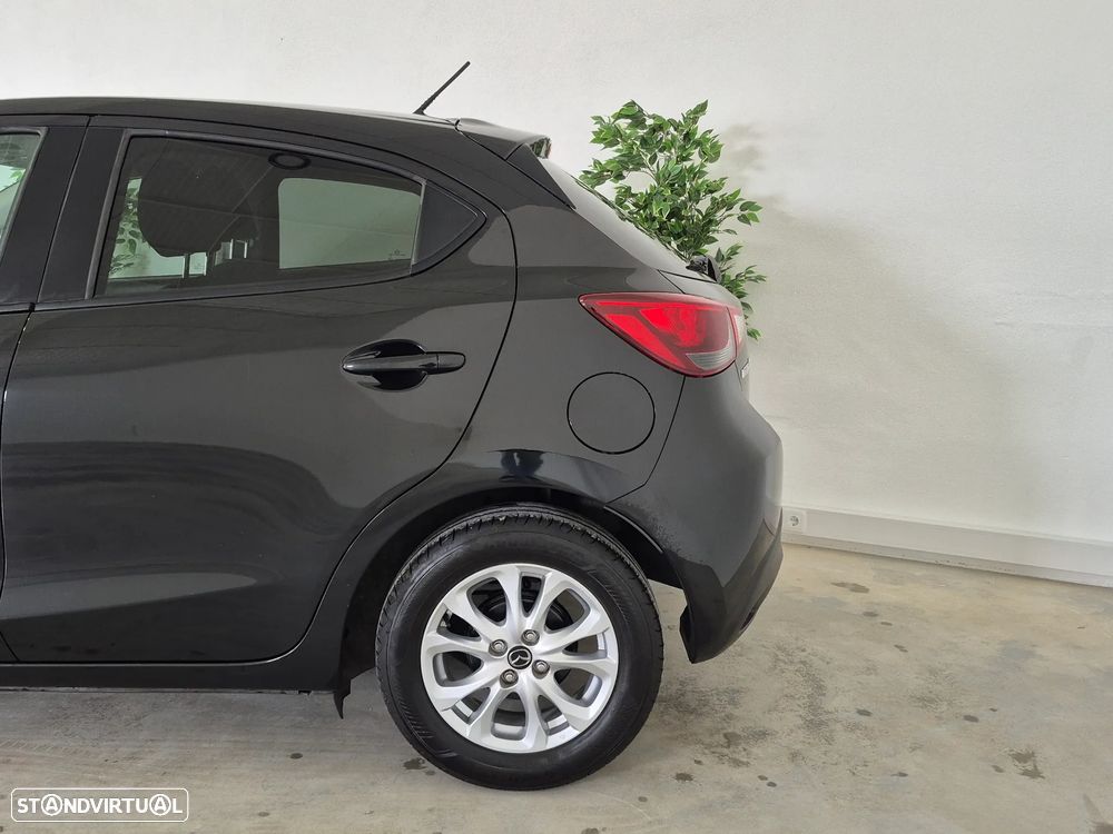 Mazda 2 1.5 Sky.Evolve Navi - 3
