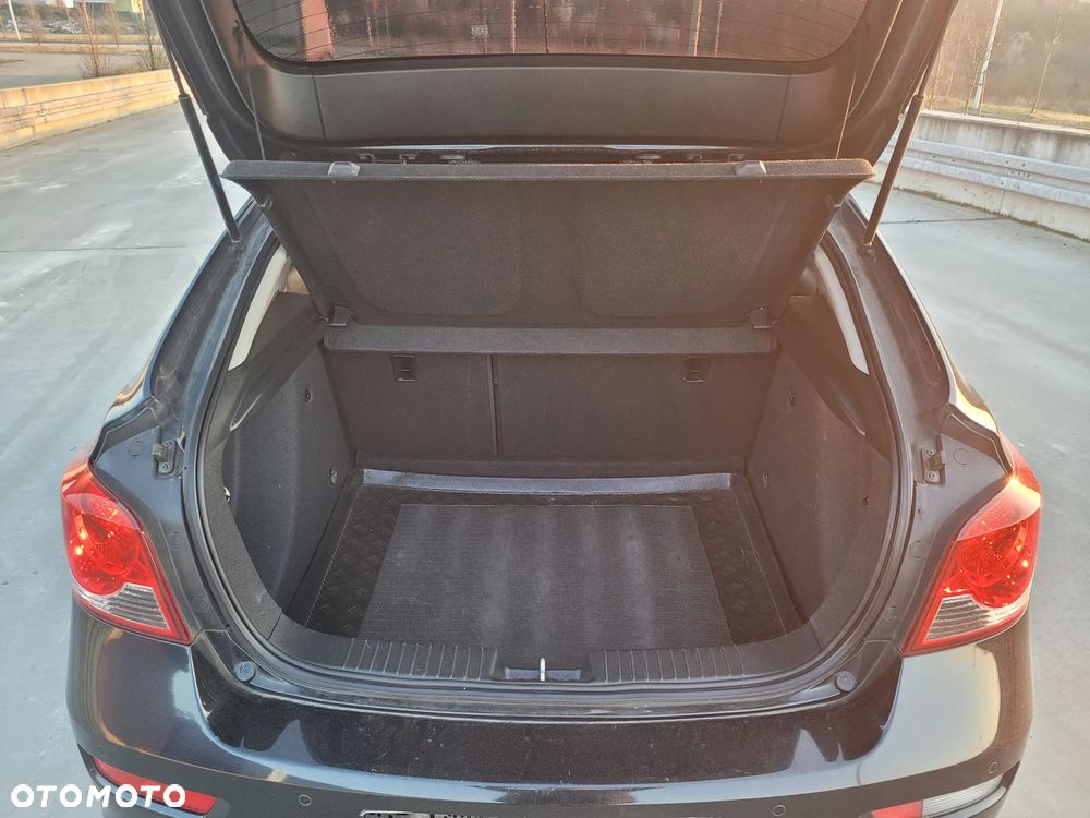 Chevrolet Cruze 1.4T LTZ - 14