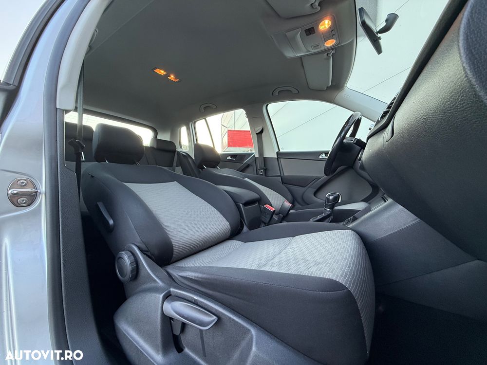 Volkswagen Tiguan 2.0 TDI 4Motion DSG Sport & Style - 15