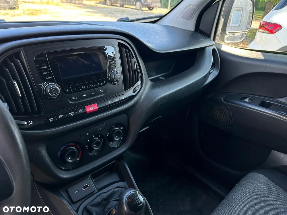 Fiat DOBLO - 7