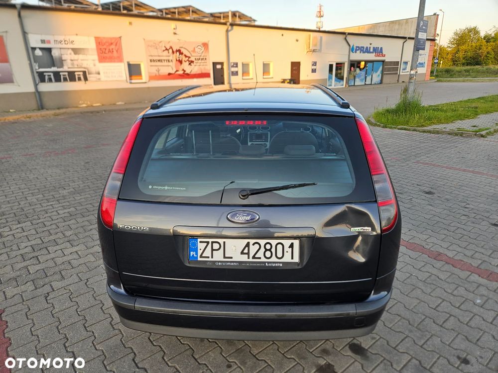 Ford Focus Turnier 1.8 Style+ - 19