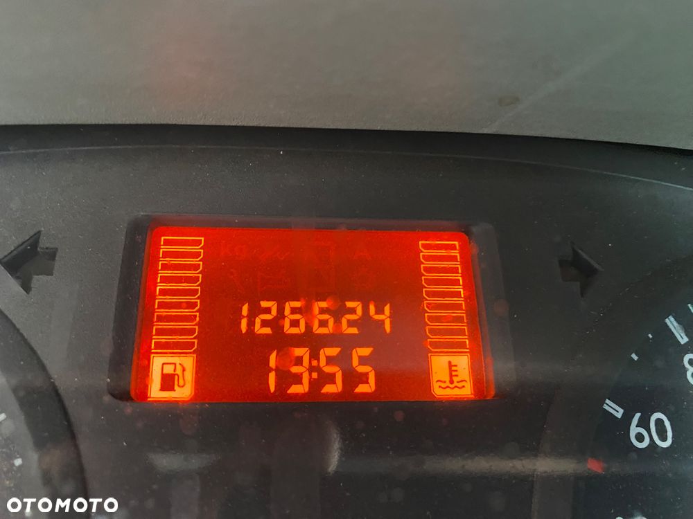 Renault MASTER WYWROTKA - 23