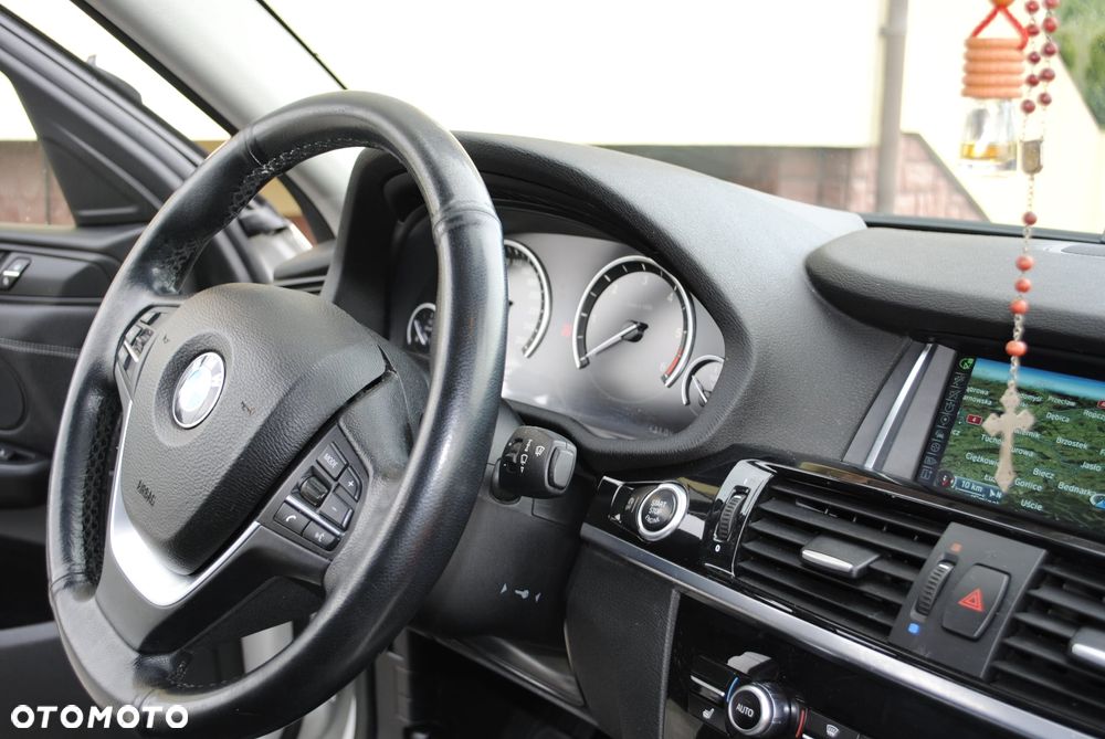BMW X4 xDrive20d xLine - 8