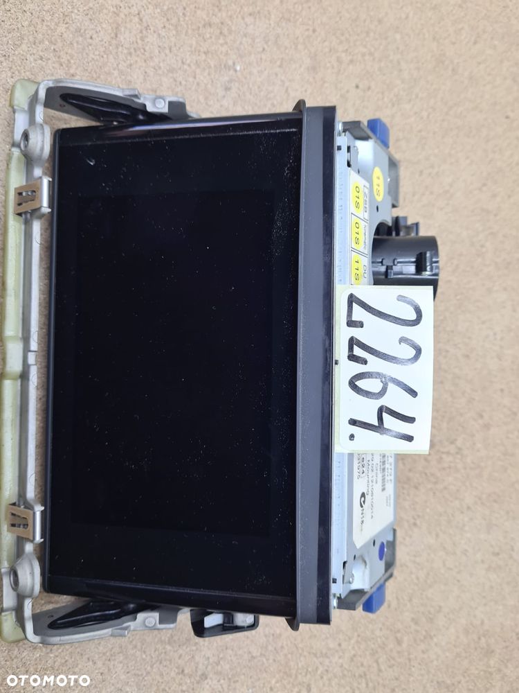 Audi A3 8V0857273F wyświetlacz ekran LCD MM - 6