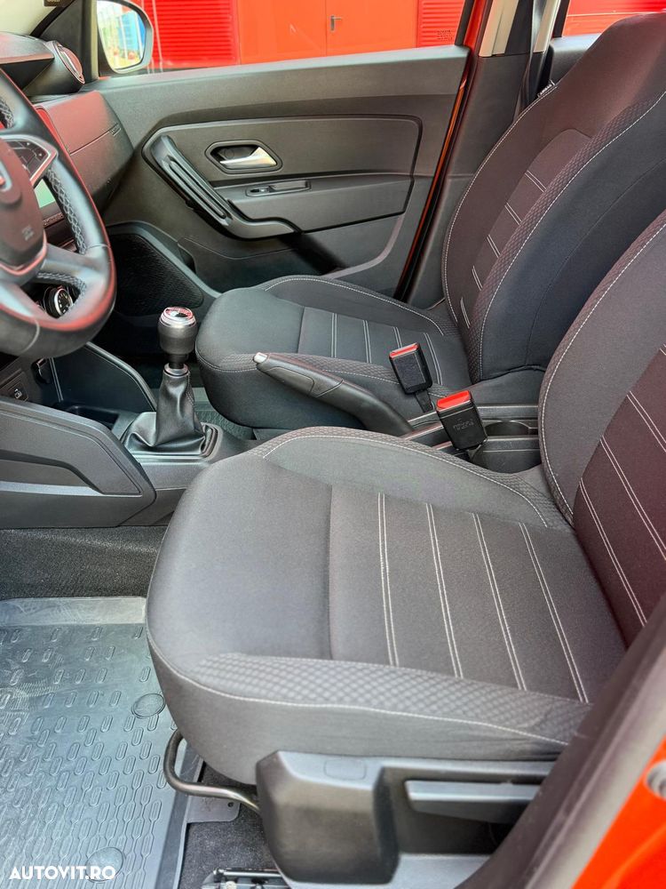 Dacia Duster ECO-G 100 Journey+ - 11
