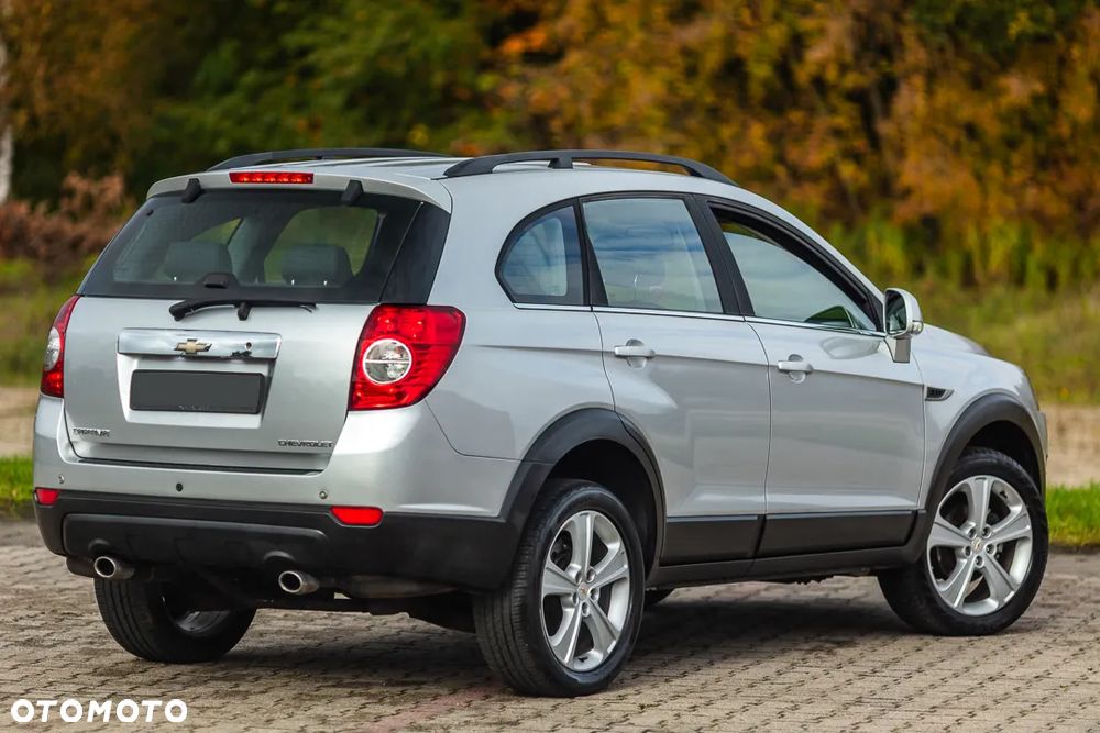 Chevrolet Captiva 2.4 2WD LT - 16