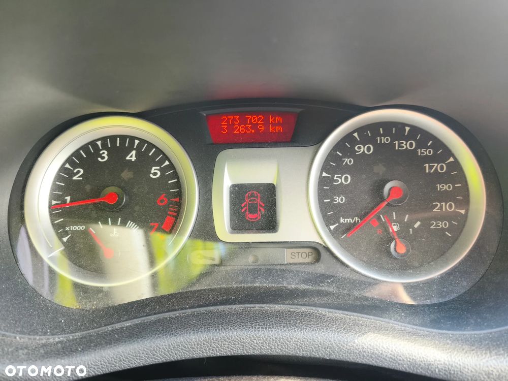 Renault Clio 1.2 16V Ripcurl - 3