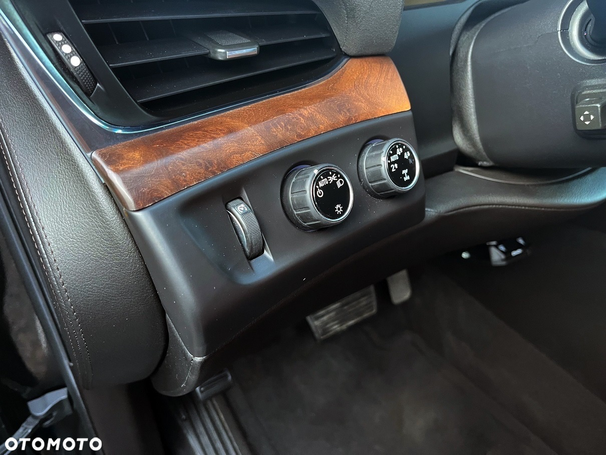 Cadillac Escalade 6.2 V8 ESV Premium - 15
