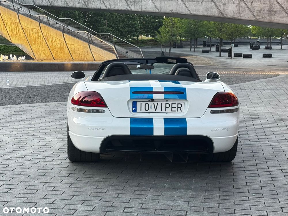 Dodge Viper - 16