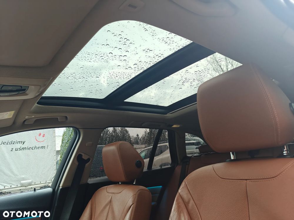 BMW Seria 3 318d Luxury Line - 22