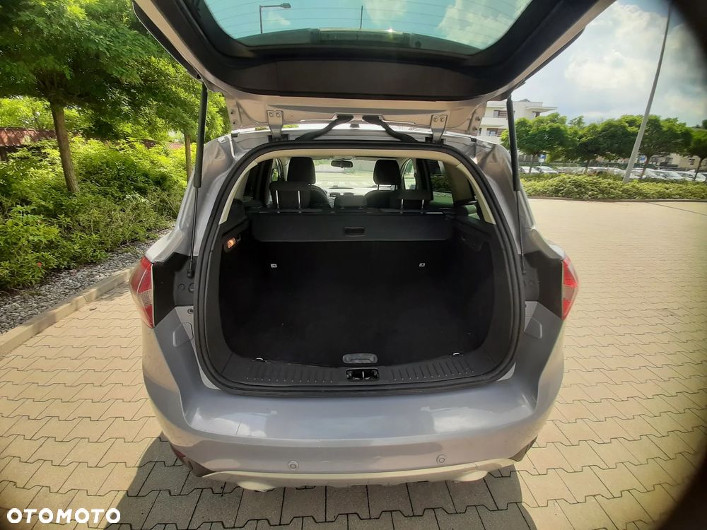 Ford Kuga - 16