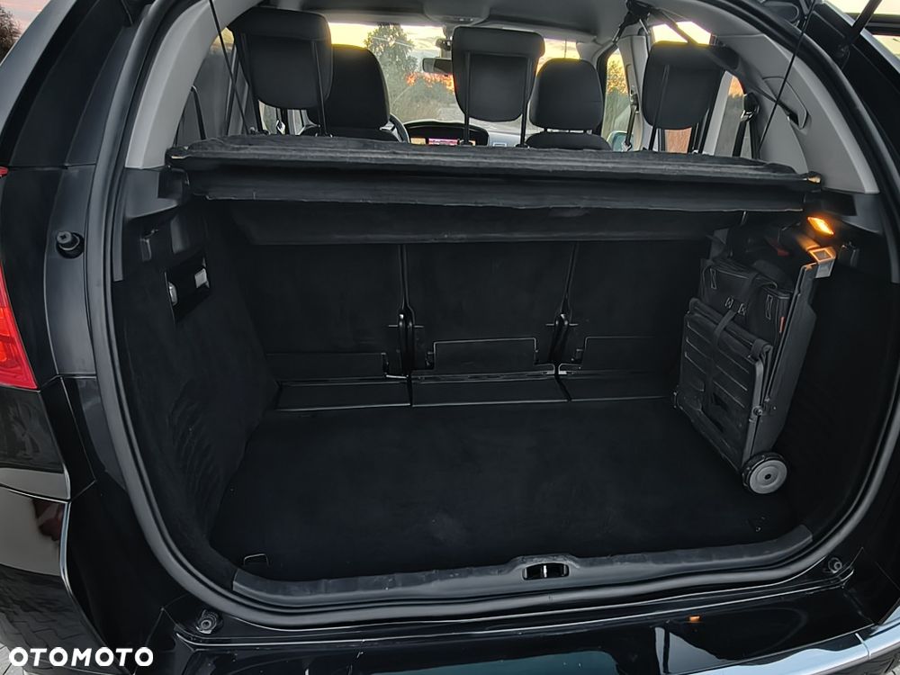 Citroën C4 Picasso - 10