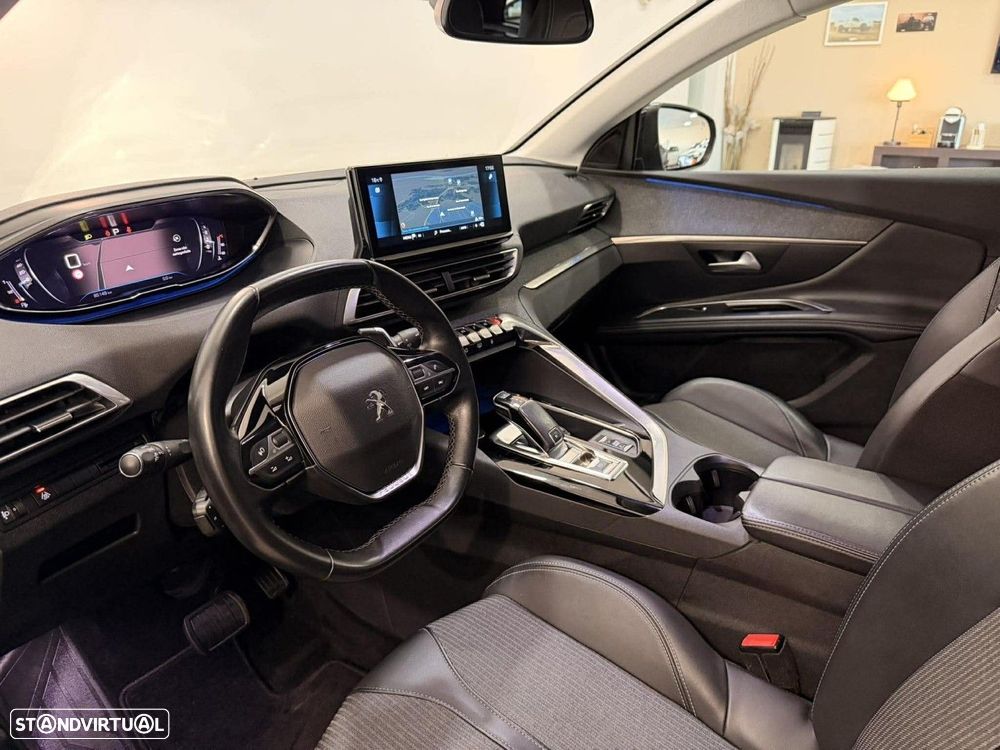 Peugeot 3008 1.5 BlueHDi Allure EAT8 - 12