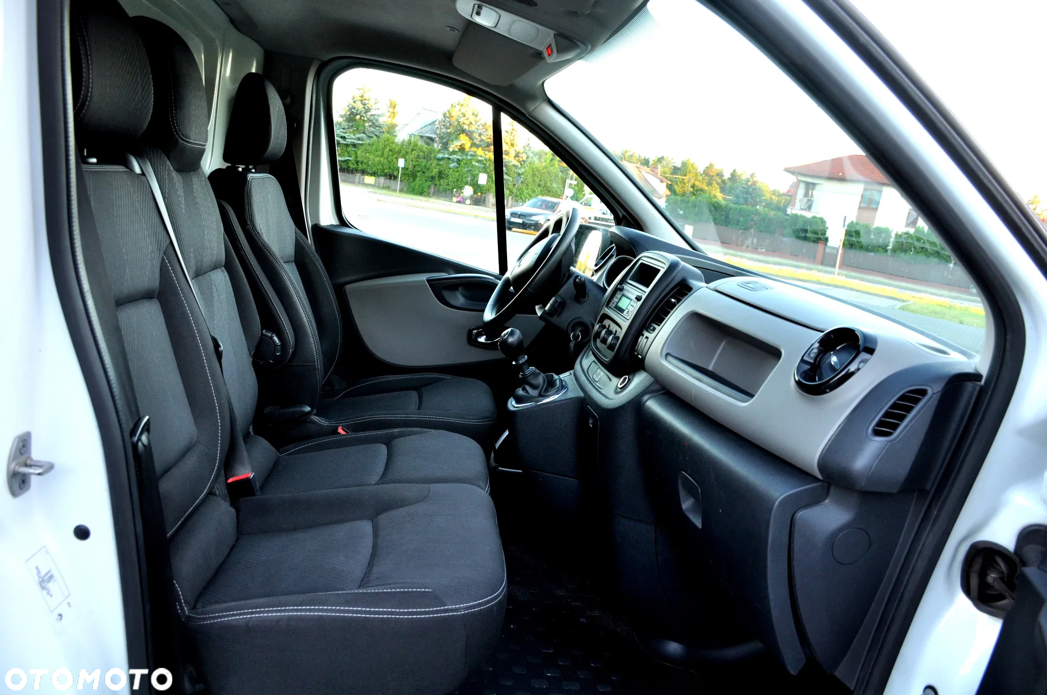 Renault Trafic Long - 24