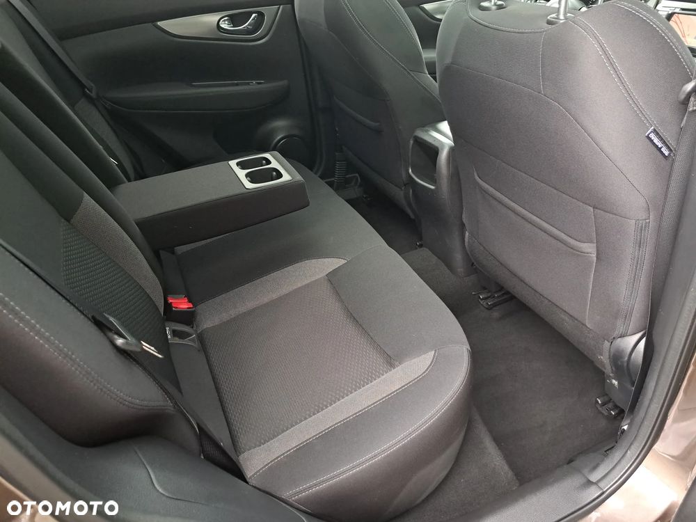 Nissan Qashqai 1.3 DIG-T DCT N-CONNECTA - 34