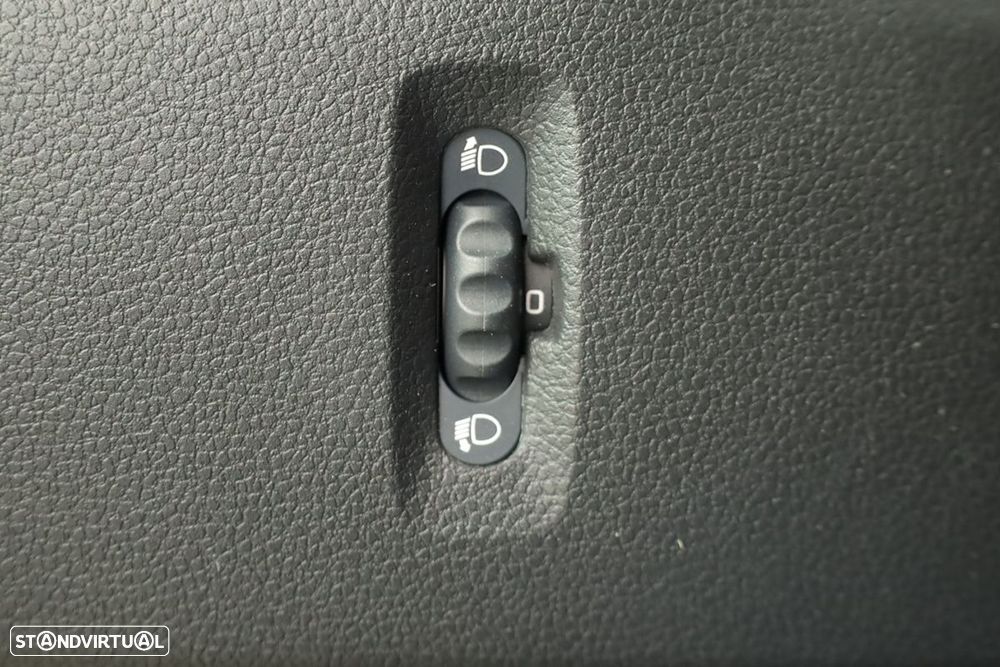 Renault master ver-2-3-dci-l2h2-3-5t - 17