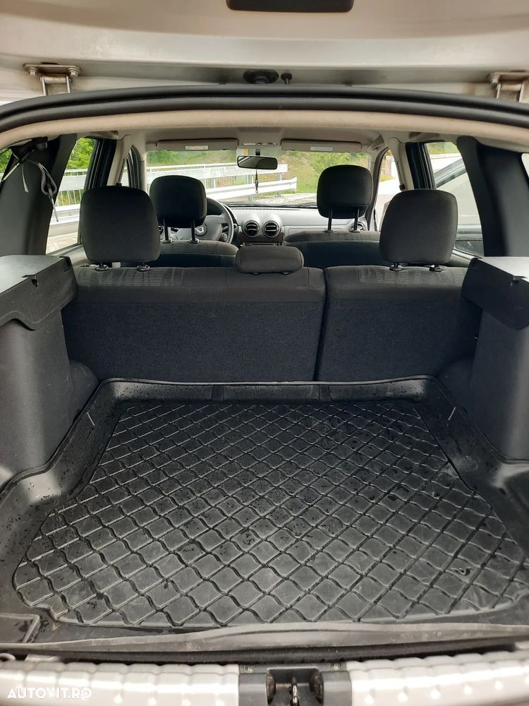 Dacia Duster 1.5 dCi 4x4 Prestige - 23
